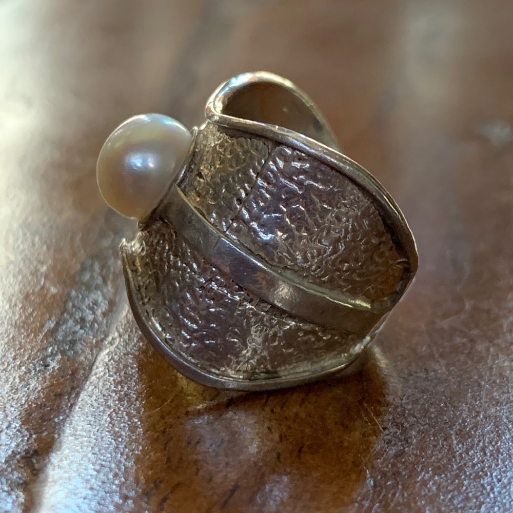 Sterling Ring - Picture 2 of 4